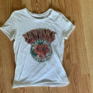 Abercrombie and Fitch tee